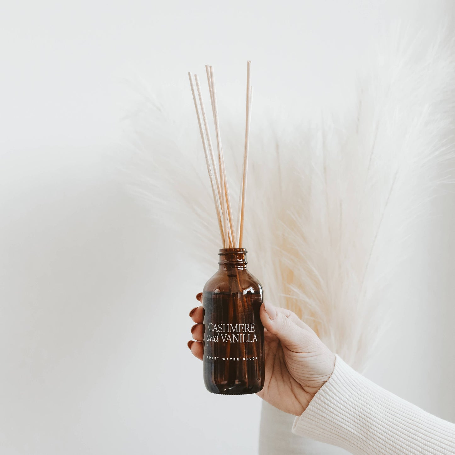 Cashmere and Vanilla Amber Reed Diffuser - Home Decor, Gifts